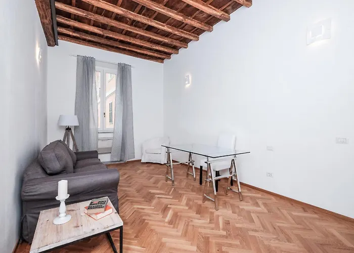 Trastevere Wonderful 3br Рим