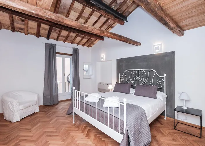 Trastevere Wonderful 3br * Рим